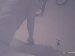 Fue al videos caseros español xxx baño y dio positivo.